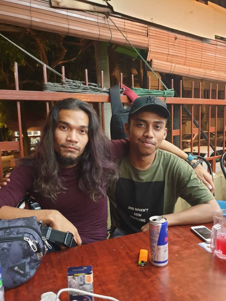 Prank istri pakai foto selingkuh, ending kisah pria ini ngeselin