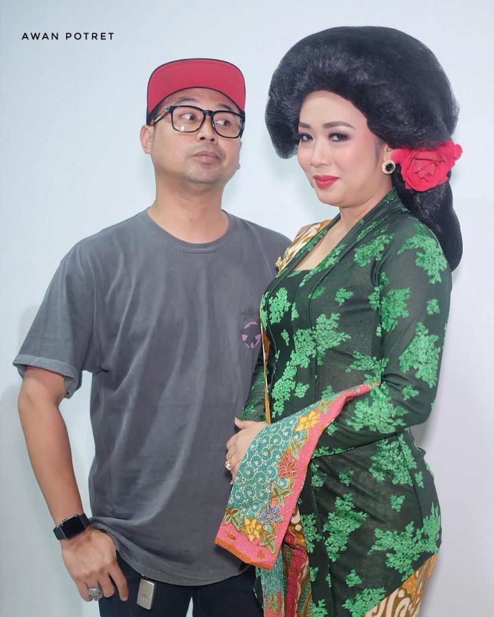 16 Tahun bersama, ini 11 momen mesra Soimah dan suami