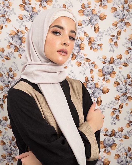 13 Pesona Tasya Farasya saat berhijab, cantik maksimal