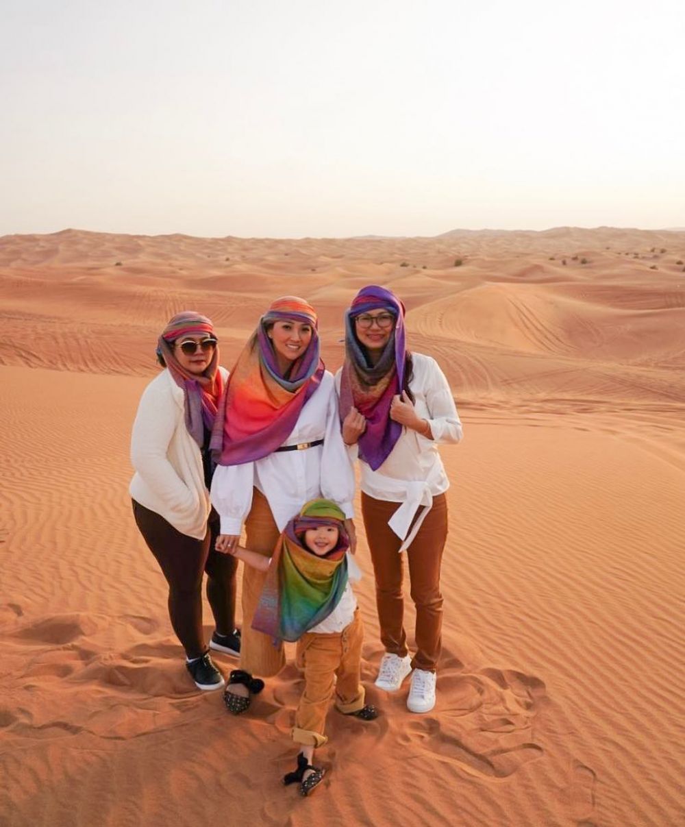 10 Momen liburan keluarga Sarwendah di Dubai, seru banget