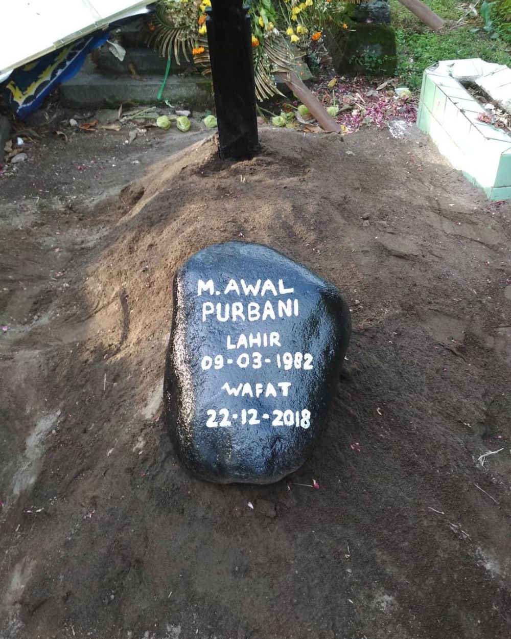 Nisan Bani Seventeen dikabarkan hilang, ini kata istrinya 