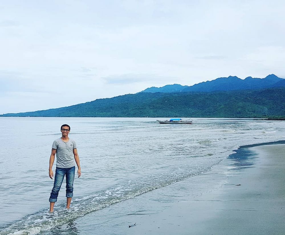 11 Potret keseharian Rifai Pamone, doyan traveling