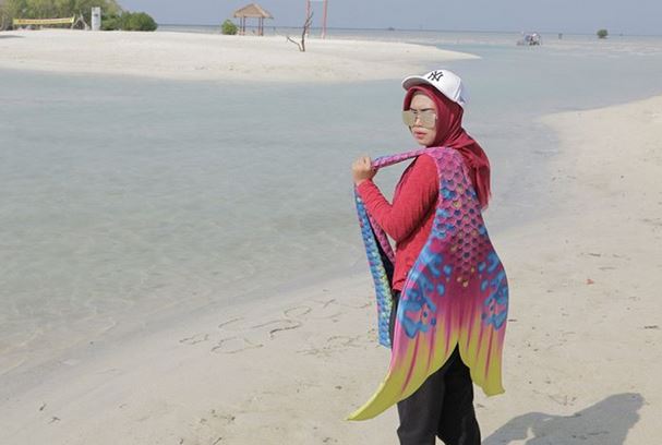 9 Potret Ria Ricis jadi puteri duyung versi berhijab