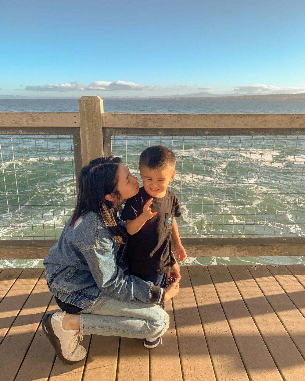 Potret seru 8 seleb liburan akhir tahun di Amerika Serikat