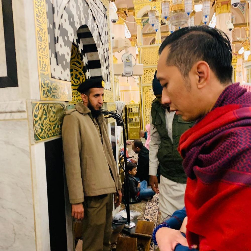 15 Potret Ibas Yudhoyono umrah ajak istri & tiga anaknya