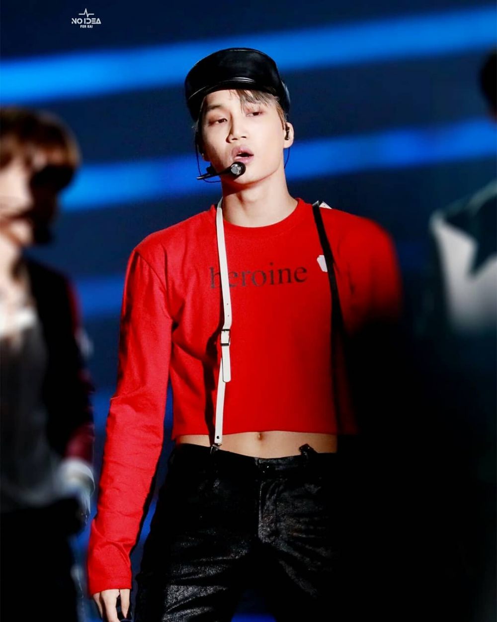 10 Potret Kai EXO saat manggung, bikin susah kedip