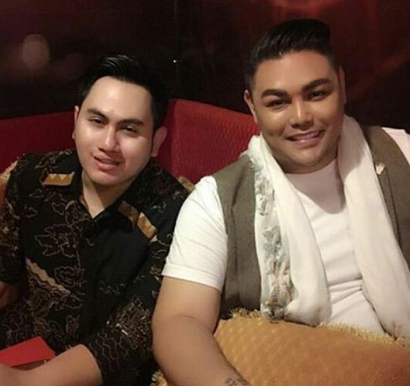 7 Potret persahabatan Ivan Gunawan & Nassar, disebut kembar