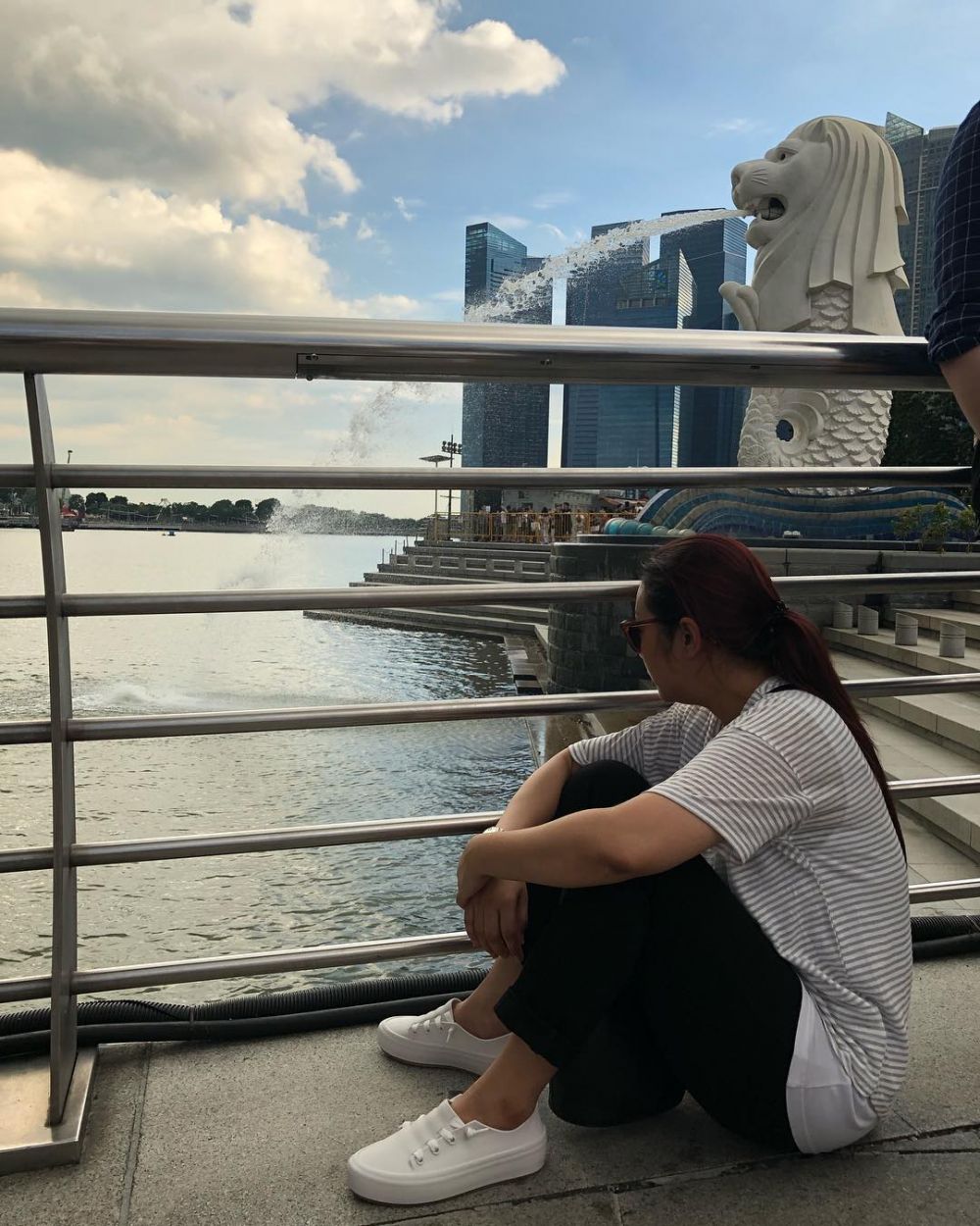 Gaya kece Soimah saat liburan ke Singapura, bikin geleng kepala