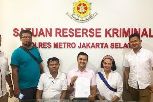 Anjasmara resmi laporkan soal hidung istri ke polisi