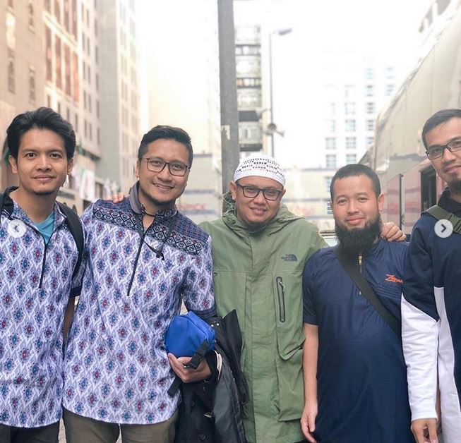 12 Momen Arie Untung umrah, jajal kamar raja seharga Rp 300 juta