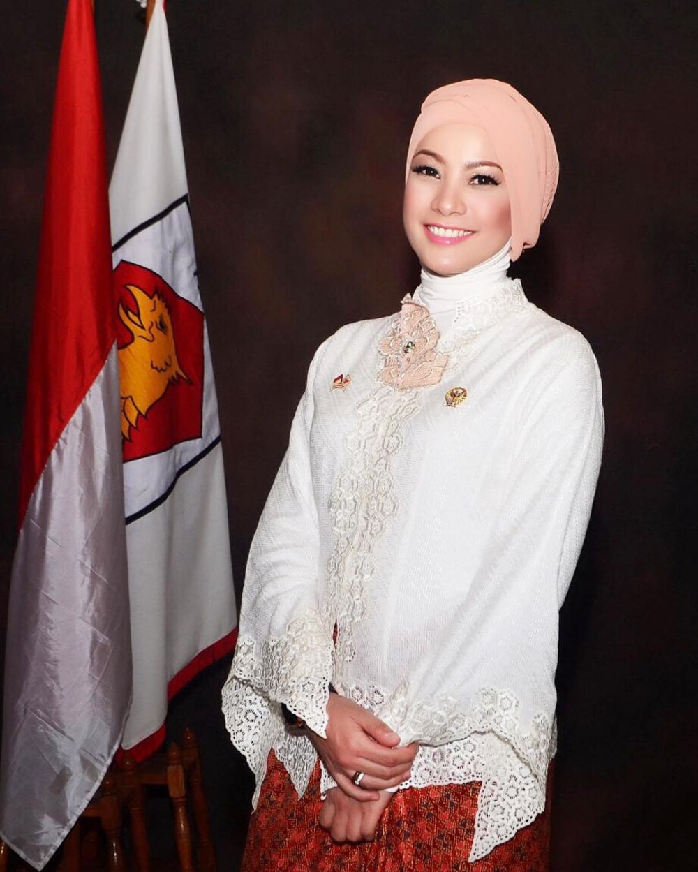 10 Transformasi Rachel Maryam, dari seleb hingga jurkam Prabowo