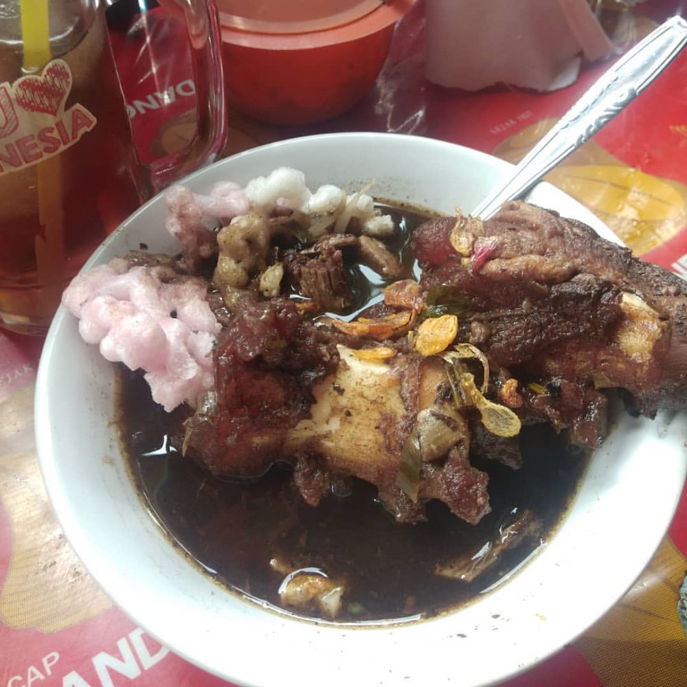 7 Makanan lezat berbumbu kluwak, buah yang bikin mabuk kepayang