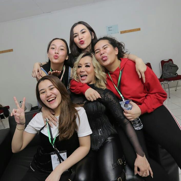 10 Momen kompak Aaliyah & Zahwa Massaid, sering liburan bareng