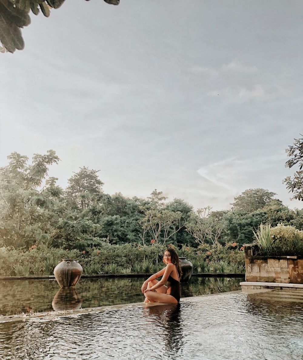 14 Gaya liburan Aaliyah Massaid ini bikin gagal fokus 