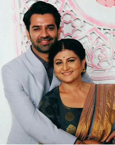 8 Seleb Bollywood yang meninggal di tahun 2018