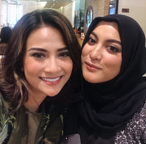 5 Foto kebersamaan Jane Shalimar & Vanessa Angel, sahabat setia