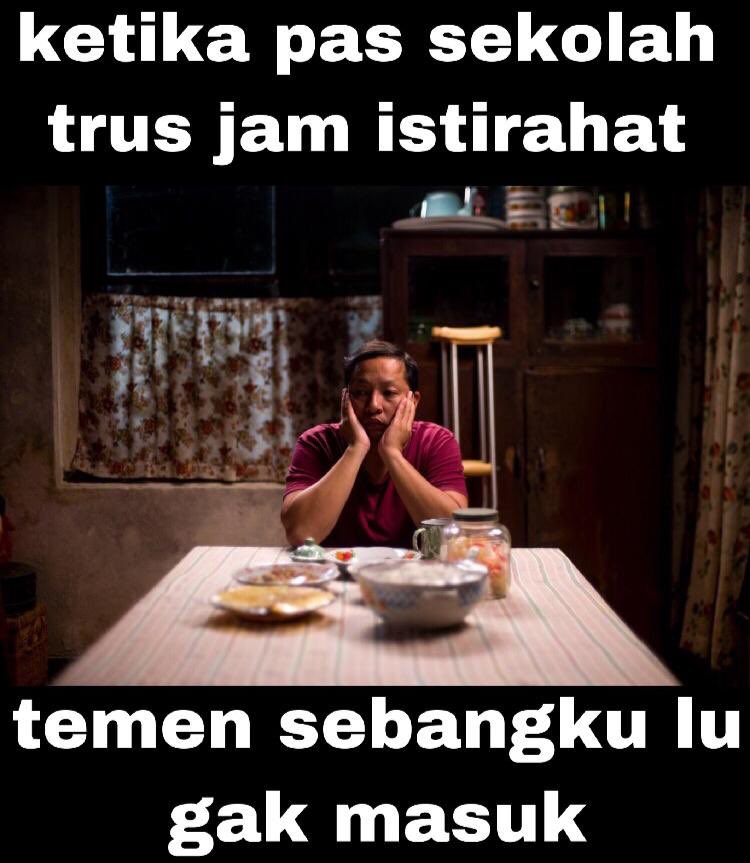 15 Meme lucu film Keluarga Cemara, bikin yang haru jadi ketawa