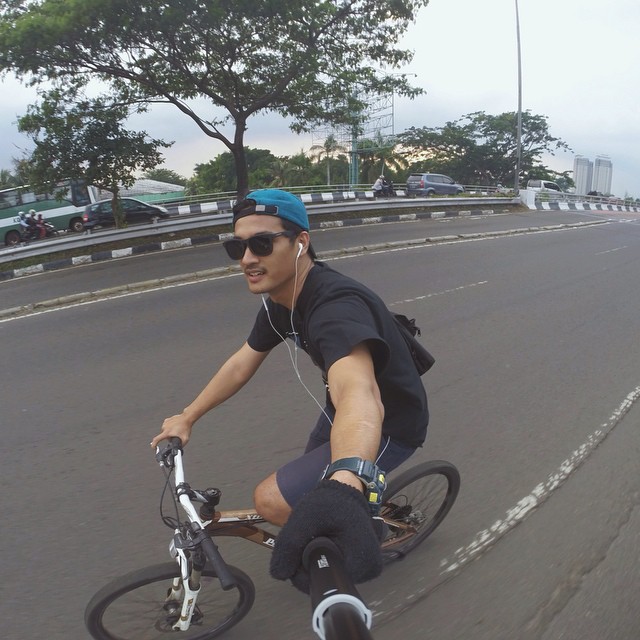 10 Foto Bibi Ardiansyah, pacar yang setia dukung Vanessa Angel