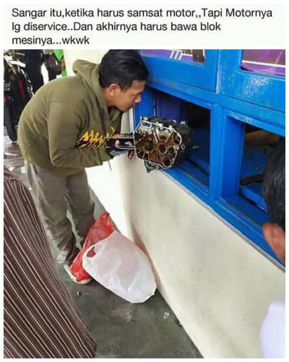 15 Foto lucu ini bukti bapak-bapak nggak pernah kehabisan ide