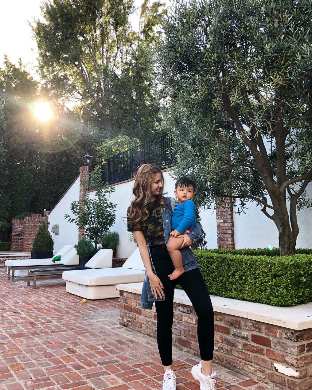 12 Penampakan rumah mewah Nia Ramadhani di Beverly Hills