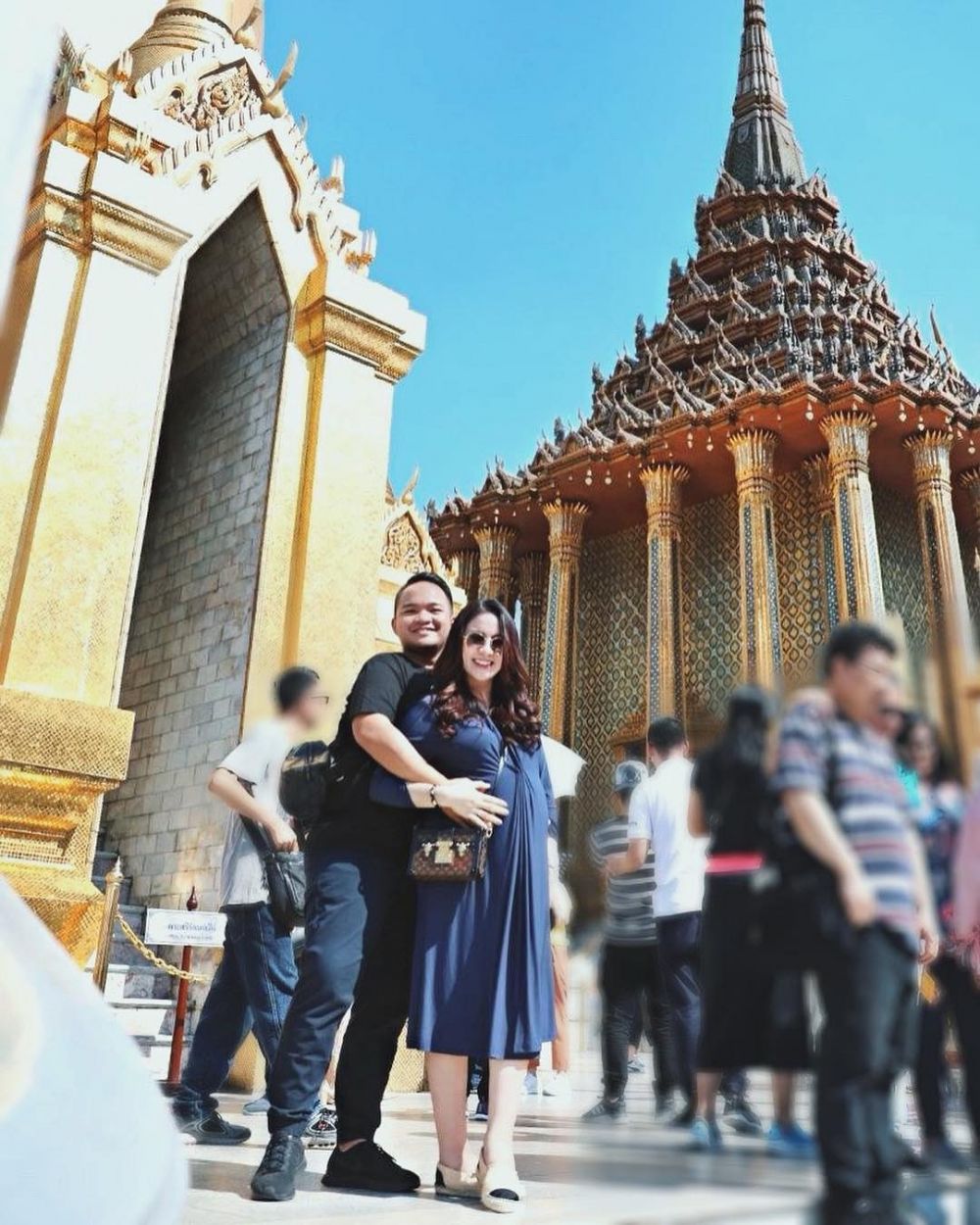 11 Potret babymoon Momo Geisha & suami, seru & romantis