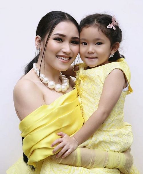 Ayu Ting Ting buatkan channel YouTube untuk Bilqis, ini 5 faktanya