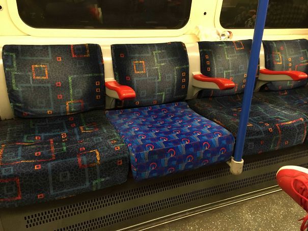 13 Potret janggal ini bikin mata nggak nyaman, geregetan banget