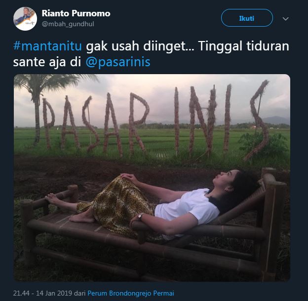 15 Cuitan lucu 'mantan itu' ini nyindir kisah cinta masa lalu