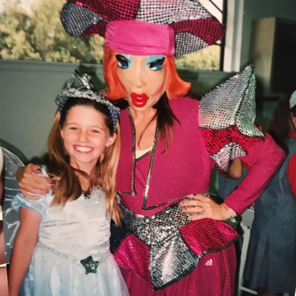 8 Potret imut masa kecil Katherine, putri Arnold Schwarzenegger