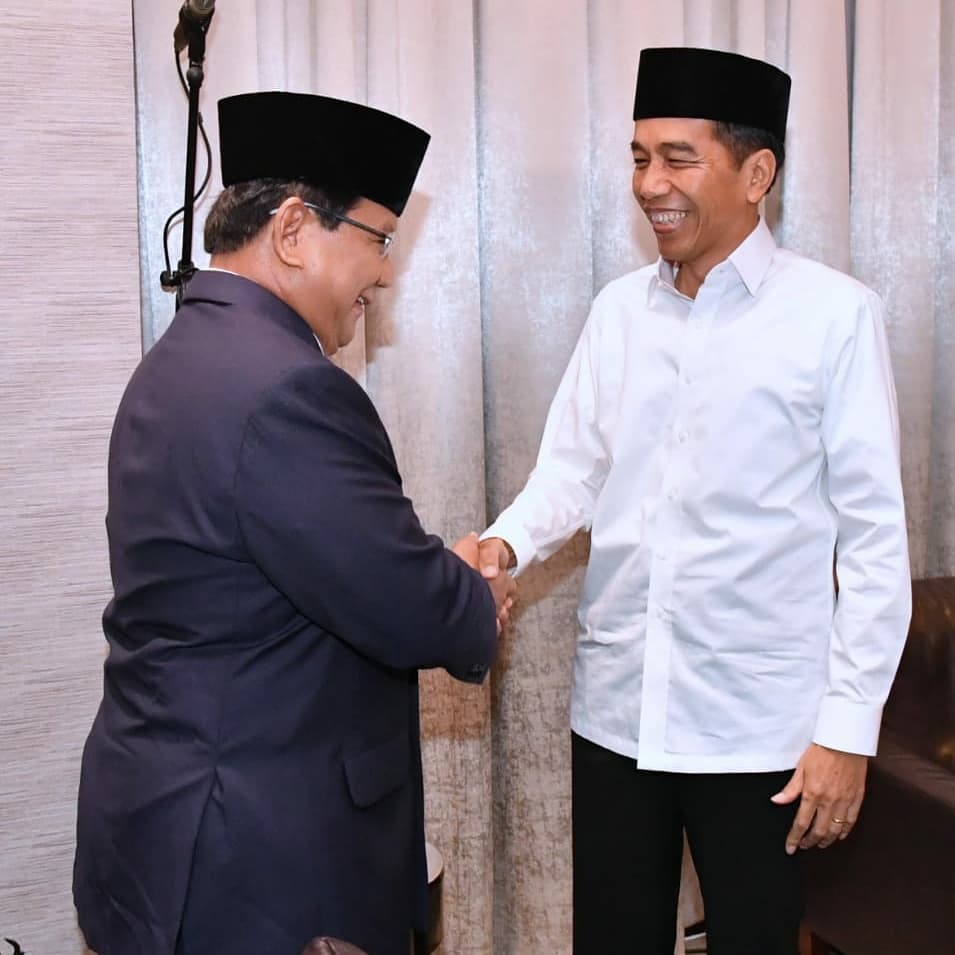 8 Momen Kedekatan Jokowi Prabowo Di Balik Layar Debat Capres