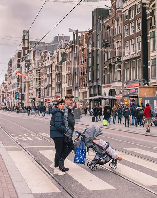 10 Momen liburan romantis Chelsea Olivia-Glenn Alinskie di Eropa