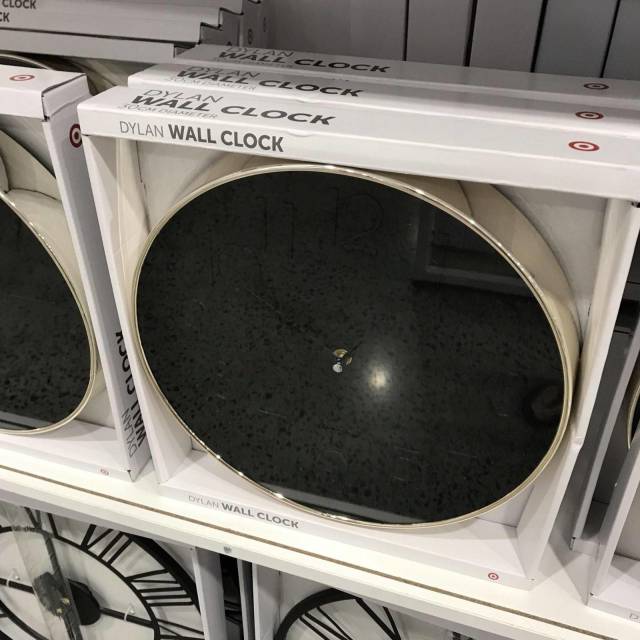 11 Potret salah pasang ini bikin gagal paham, kok bisa?