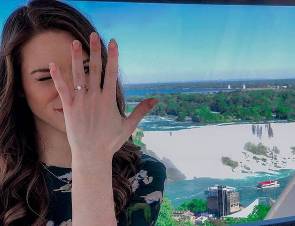 10 Potret Chelsey Adrienne, bule cantik istri Randy Pangalila