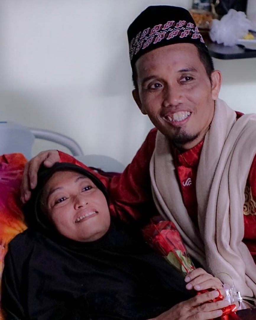 4 Seleb ini pernah derita kanker usus, terbaru istri Ustaz Maulana