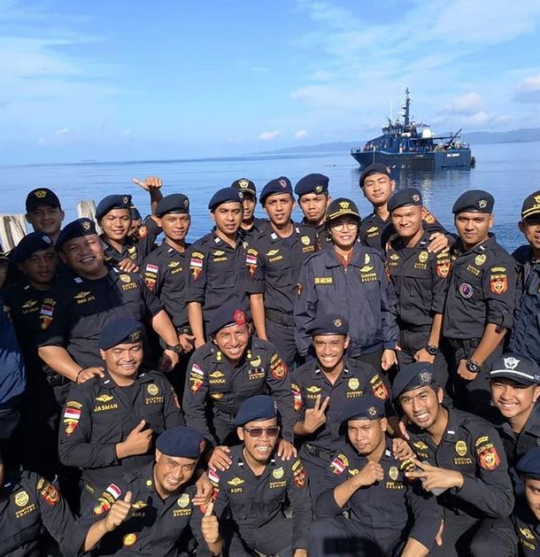 7 Momen Sri Mulyani kunjungi Raja Ampat, sempat mandi di pantai