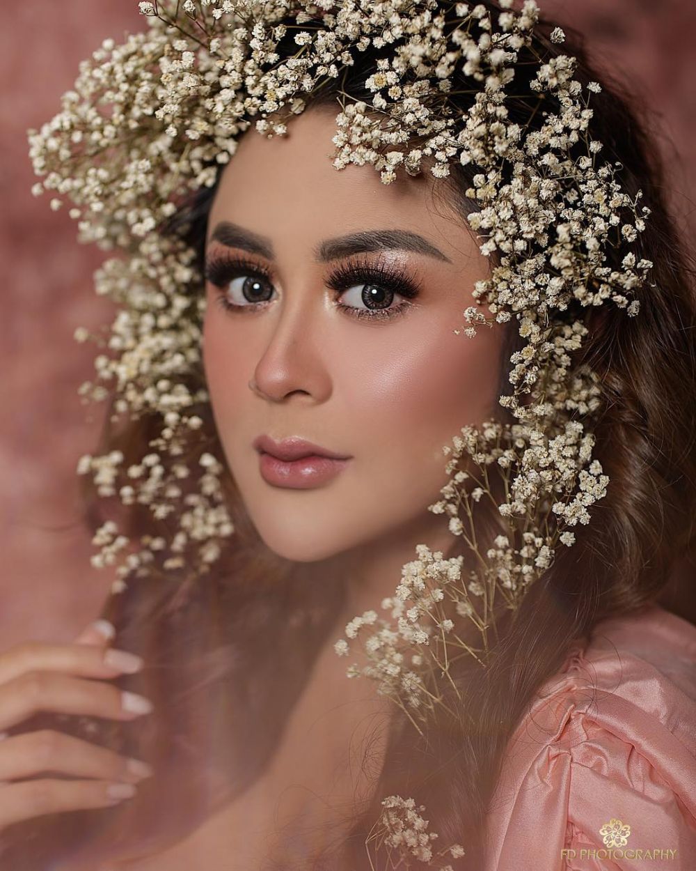 8 Potret maternity Selvi Kitty, bak putri di negeri dongeng