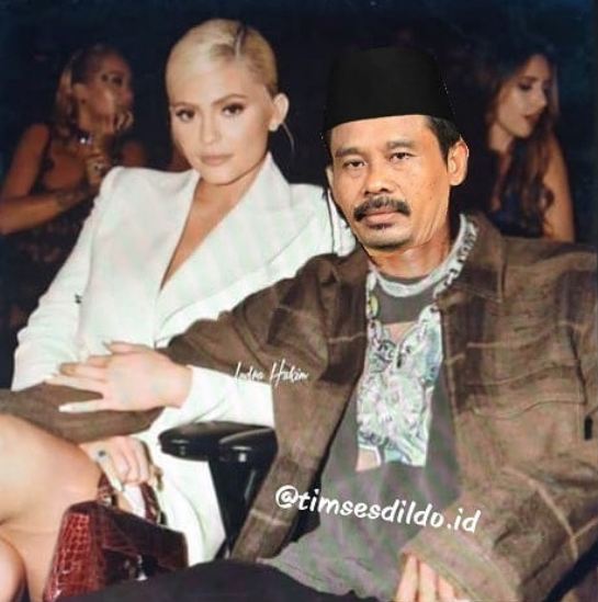 10 Foto imajinasi gaya swag Nurhadi, bikin jatuh hati