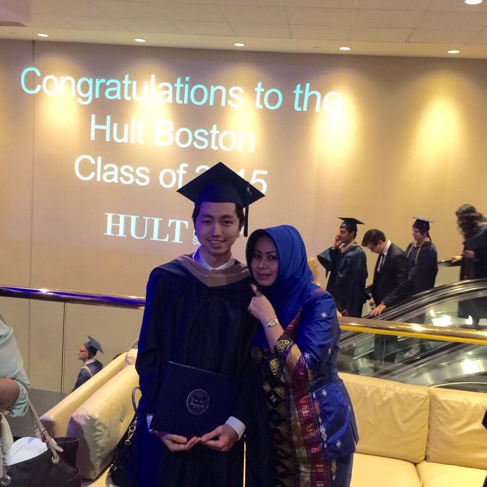 10 Potret Tengku Ryan, calon suami Ariska Putri yang tampan