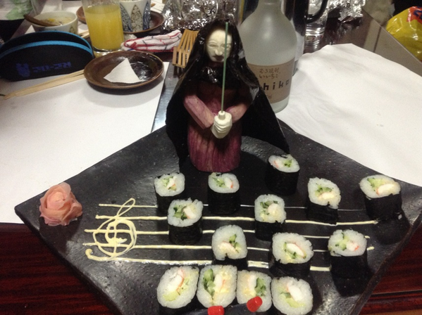 10 Kreasi hiasan sushi bertema Star Wars, unik banget