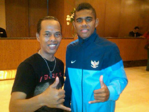 11 Foto kenangan Ronaldikin bersama pesepak bola top