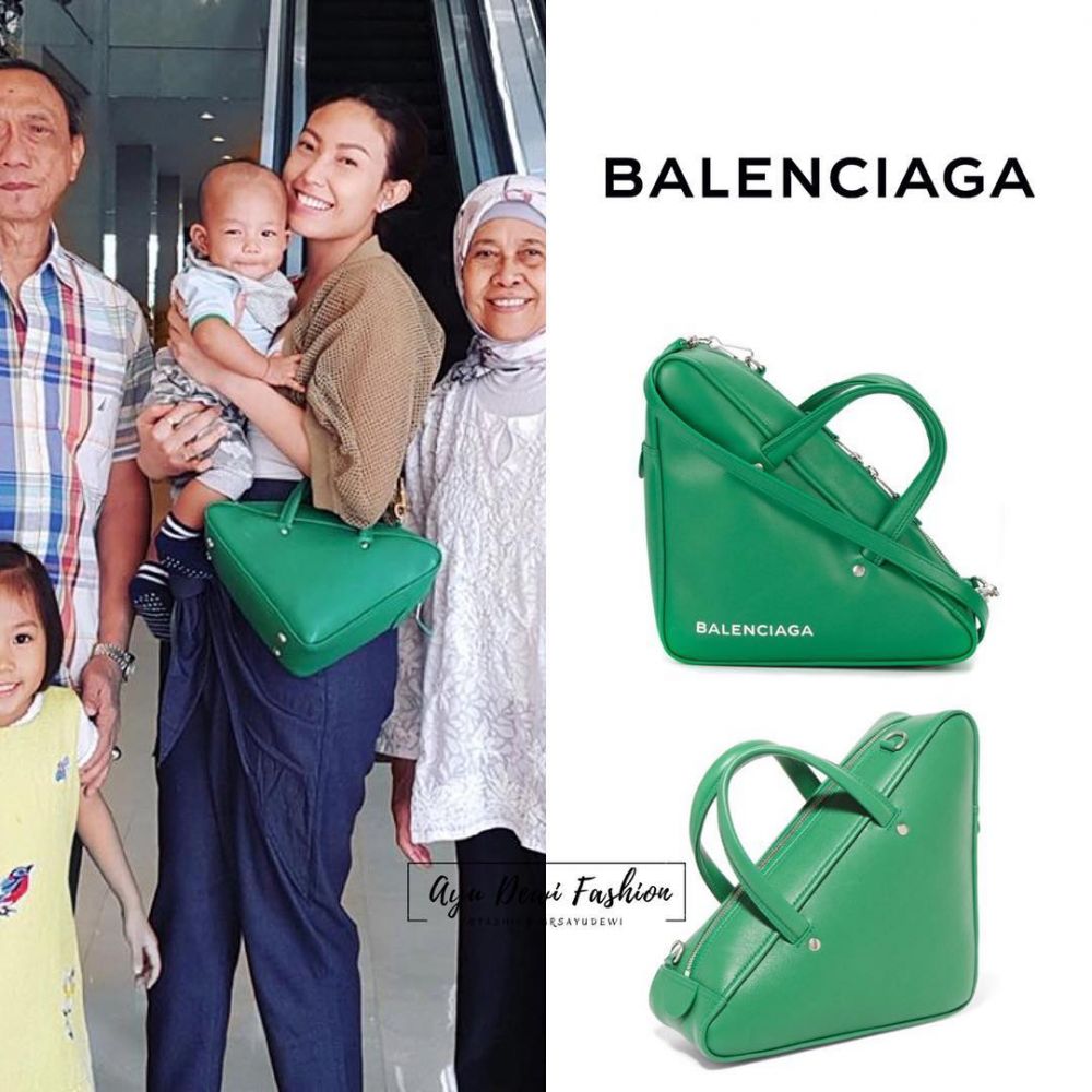 11 Koleksi tas mewah Ayu Dewi, ada yang seharga satu mobil