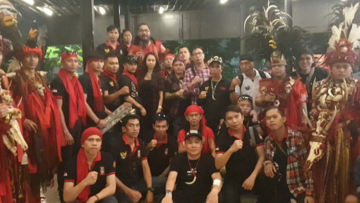 7 Momen Ahokers sambut kebebasan Ahok di Kalijodo, atribut unik