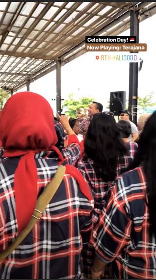 7 Momen Ahokers sambut kebebasan Ahok di Kalijodo, atribut unik