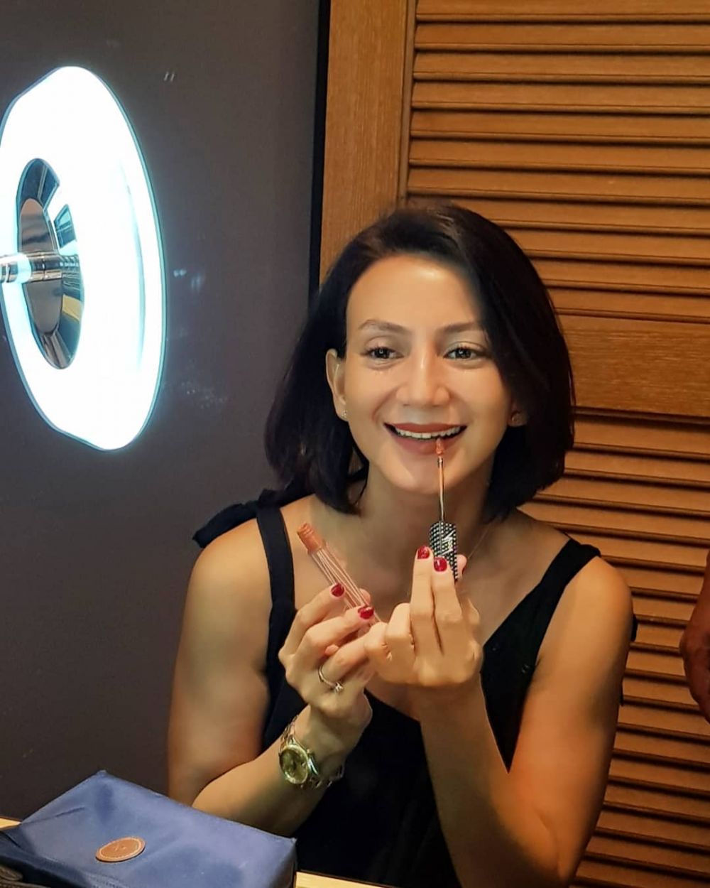 Berusia 40-an, 8 seleb ini makin memesona dengan gaya rambut bob