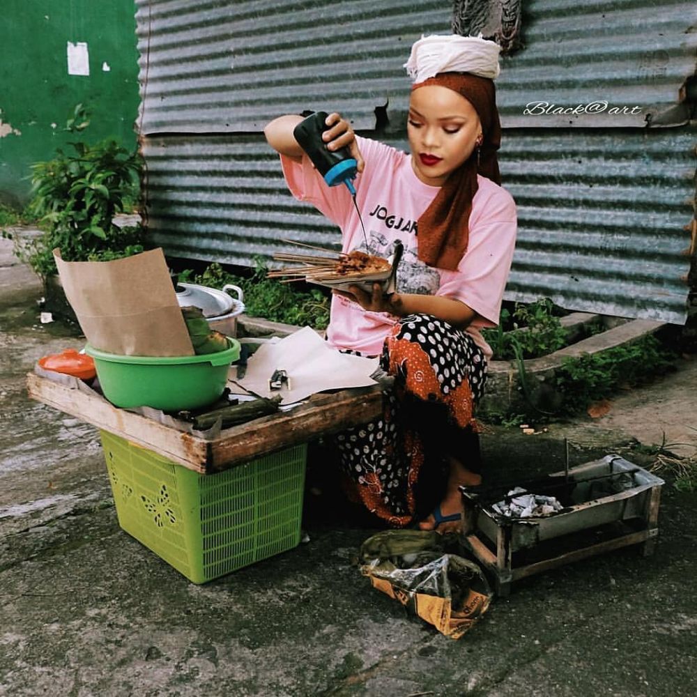10 Foto editan lucu Rihanna jadi orang Indonesia ini bikin ngakak