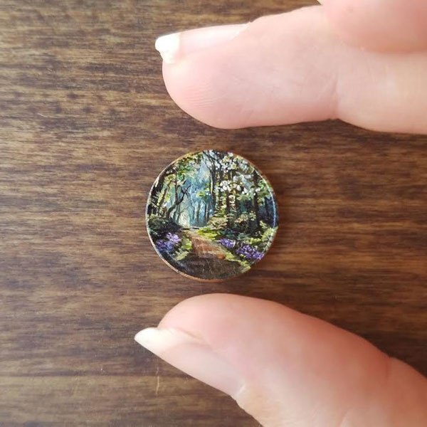 11 Lukisan bertema alam di atas koin ini detailnya bikin takjub