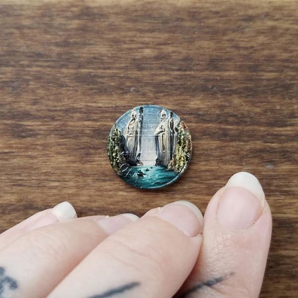 11 Lukisan bertema alam di atas koin ini detailnya bikin takjub