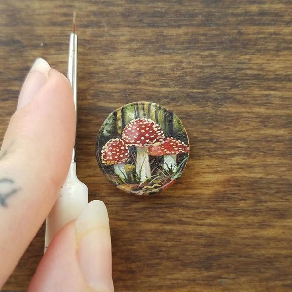 11 Lukisan bertema alam di atas koin ini detailnya bikin takjub