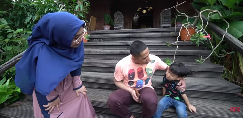 10 Penampakan rumah joglo Irfan Hakim, unik dan klasik 