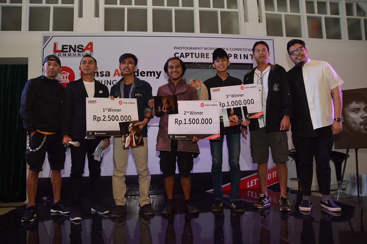 Acara ini bikin 3 anak muda Bandung berpeluang hunting foto di Vietnam